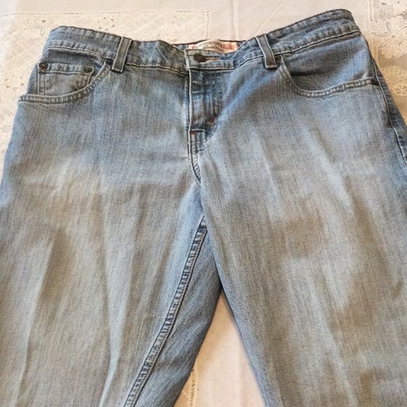 Vintage Signature Levi Strauss Stretch Mid Rise Straight Leg Jeans - Picture 11 of 15